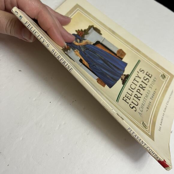American Girl Book 3 Felicitys Surprise A Christmas Story 1991 First Edition - Picture 6 of 6